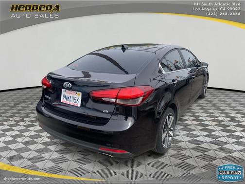 Aurora Black 2018 Kia Forte EX