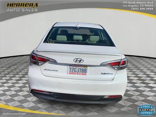 2017 Hyundai SONATA Hybrid SE