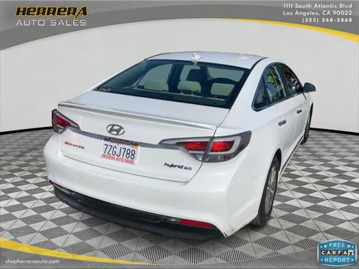 2017 Hyundai SONATA Hybrid SE