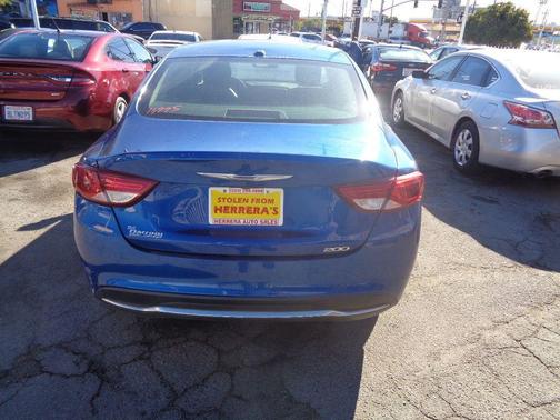 2015 Chrysler 200 Limited