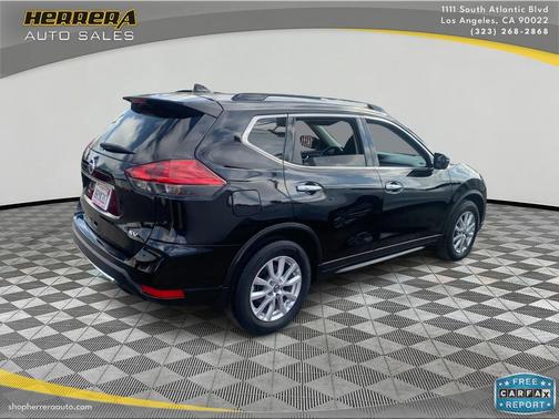 2017 Nissan Rogue SV