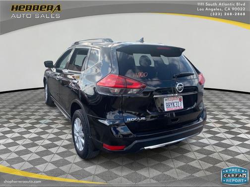 2017 Nissan Rogue SV