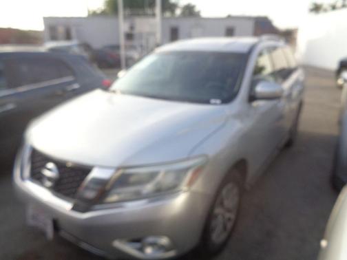 2016 Nissan Pathfinder S