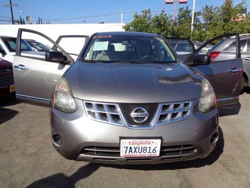 Photo 2 of 14 of 2014 Nissan Rogue Select S