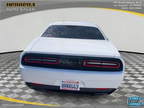 2016 Dodge Challenger SXT