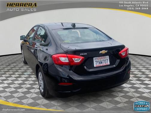 2017 Chevrolet Cruze LS