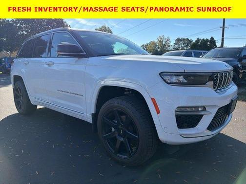 2022 Jeep Grand Cherokee Summit