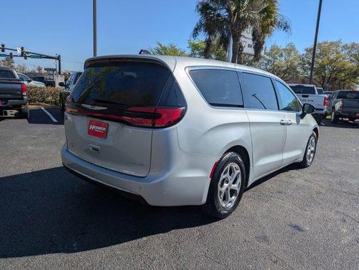2024 Chrysler Pacifica Limited