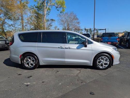 2024 Chrysler Pacifica Limited