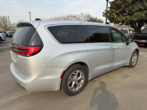 2024 Chrysler Pacifica Limited