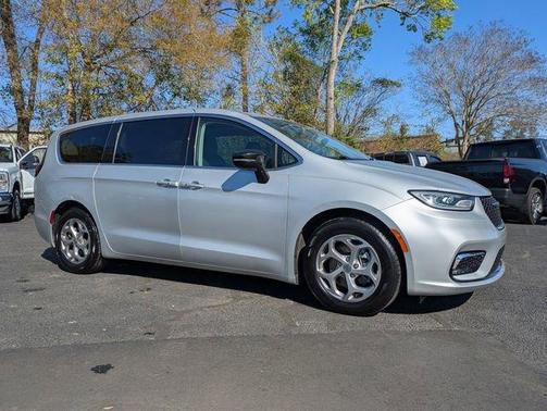 2024 Chrysler Pacifica Limited