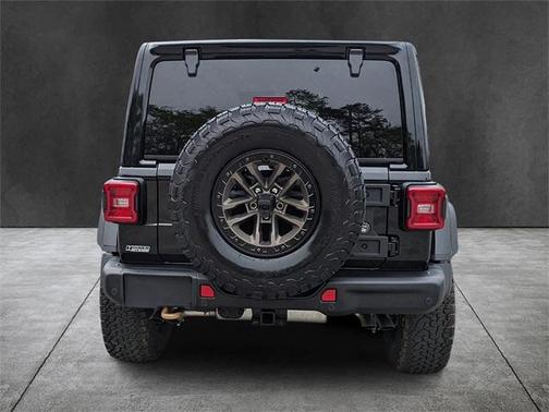 2025 Jeep Wrangler Rubicon 392