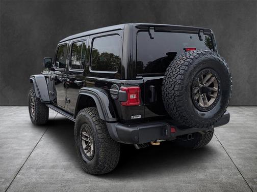 2025 Jeep Wrangler Rubicon 392