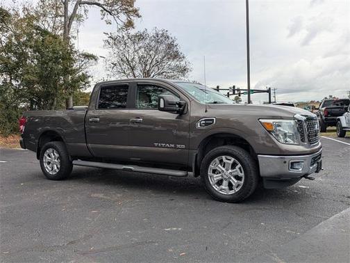 2016 Nissan Titan XD SV