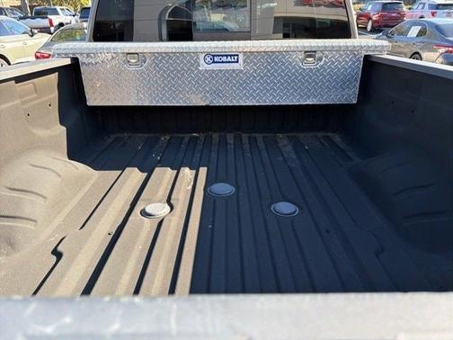 2016 Nissan Titan XD SV