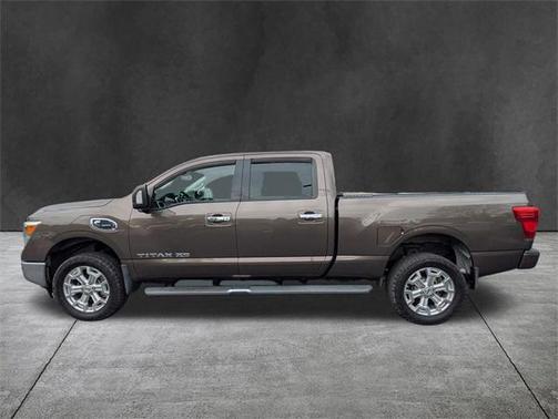 2016 Nissan Titan XD SV