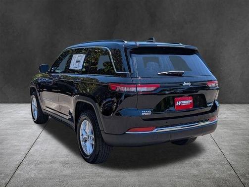 Diamond Black 2026 Jeep Grand Cherokee Laredo X