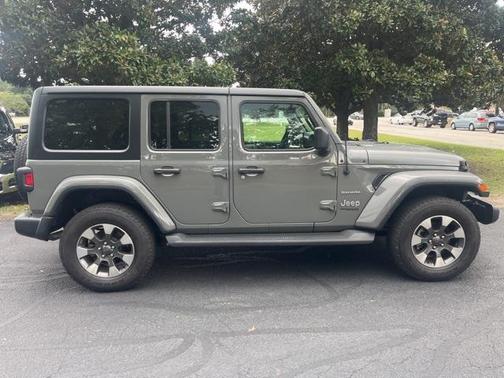 2022 Jeep Wrangler Unlimited Sahara