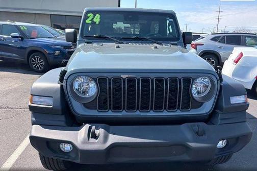 Anvil Clearcoat 2024 Jeep Wrangler Sport