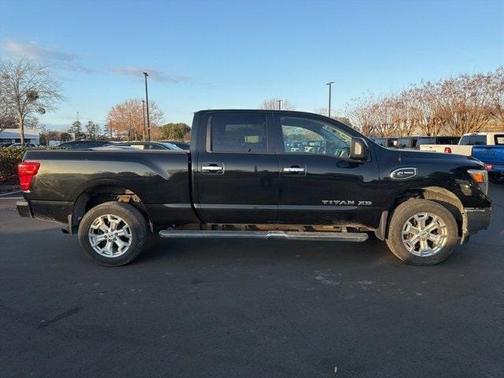 2016 Nissan Titan XD SV