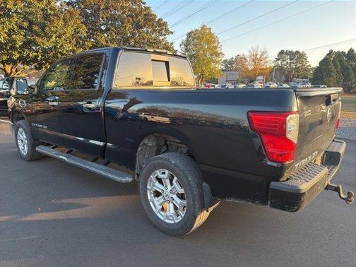 2016 Nissan Titan XD SV