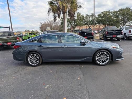 2019 Toyota Avalon Hybrid Limited