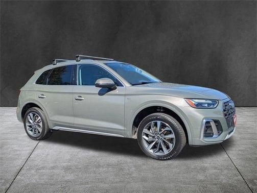 2023 Audi Q5 45 S line Premium Plus