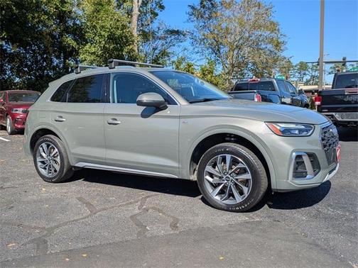 2023 Audi Q5 45 S line Premium Plus