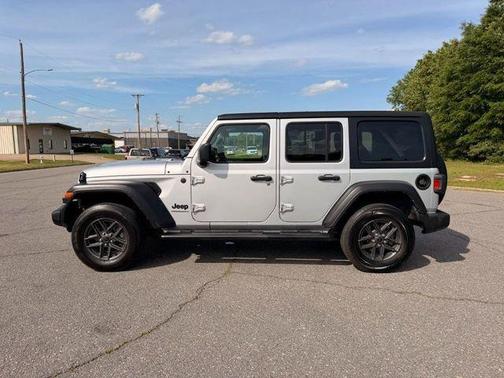 Silver Zynith Clearcoat 2024 Jeep Wrangler Sport