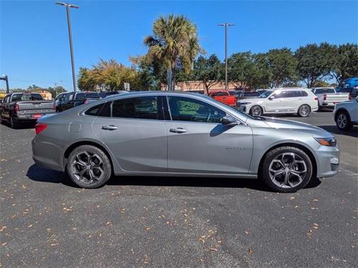 2024 Chevrolet Malibu LT