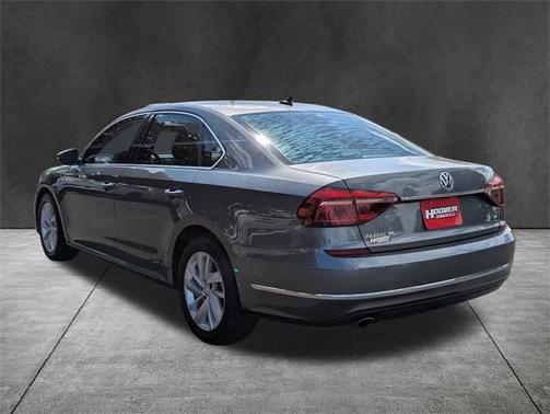 2018 Volkswagen Passat 2.0T SE
