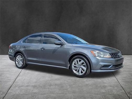 2018 Volkswagen Passat 2.0T SE