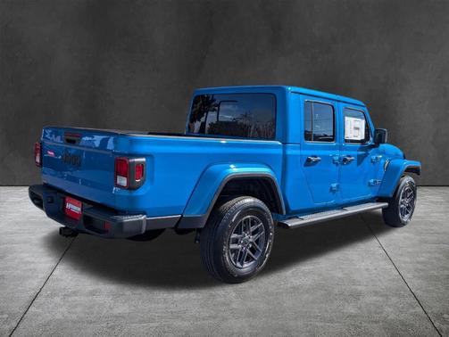 Hydro Blue Pearlcoat 2026 Jeep Gladiator Sport
