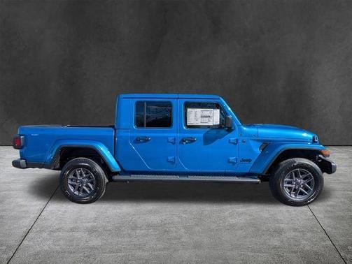 Hydro Blue Pearlcoat 2026 Jeep Gladiator Sport