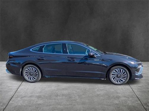 2024 Hyundai SONATA Hybrid SEL