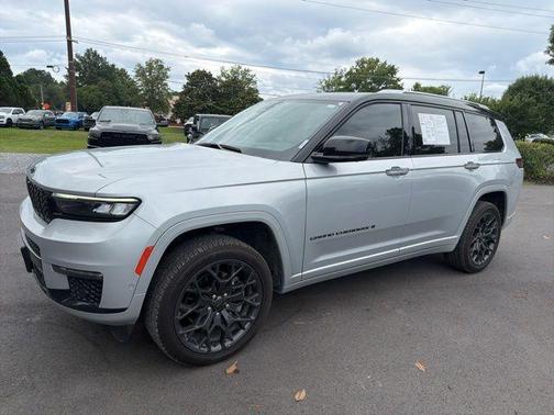 Silver Zynith 2023 Jeep Grand Cherokee L Summit