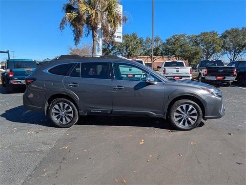 2023 Subaru Outback Touring