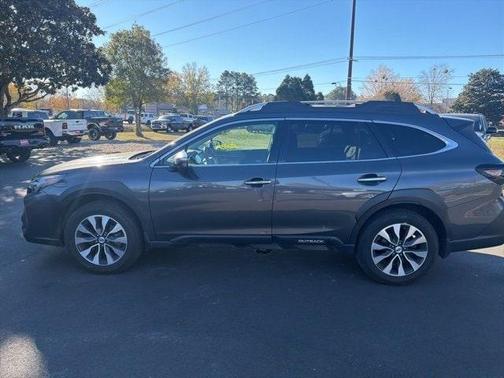 2023 Subaru Outback Touring