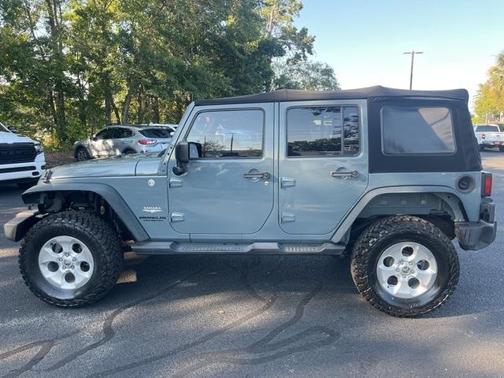 2015 Jeep Wrangler Unlimited Sahara
