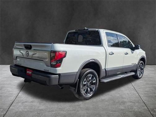 2023 Nissan Titan Platinum Reserve
