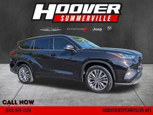 Amber 2020 Toyota Highlander Platinum