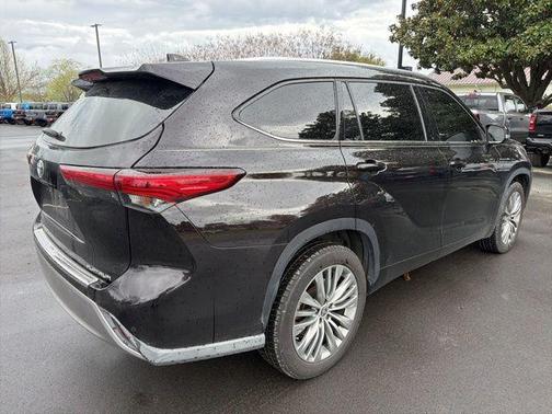 2020 Toyota Highlander Platinum