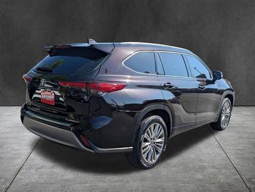 2020 Toyota Highlander Platinum