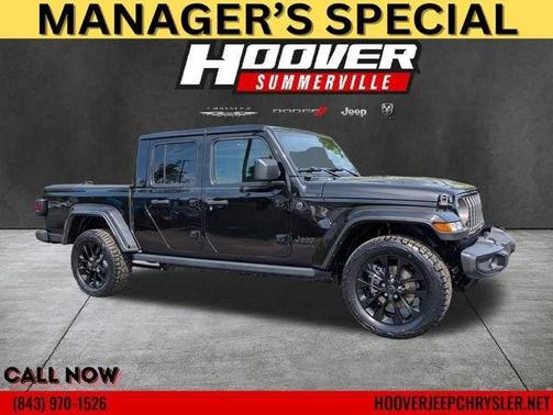 Black Clearcoat 2024 Jeep Gladiator Nighthawk