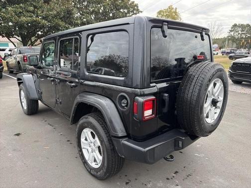 2022 Jeep Wrangler Unlimited Sport