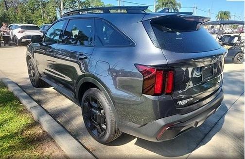 2024 Kia Sorento X-Line EX