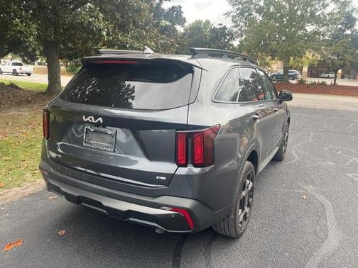 2024 Kia Sorento X-Line EX