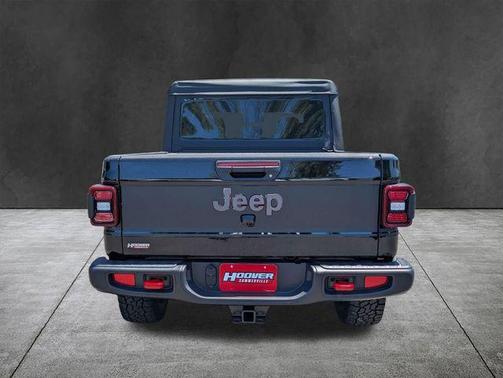 Black Clearcoat 2026 Jeep Gladiator Rubicon