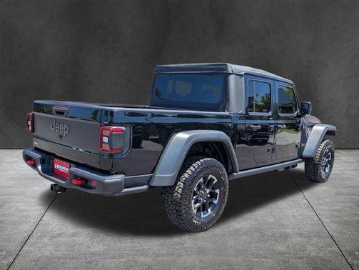 Black Clearcoat 2026 Jeep Gladiator Rubicon
