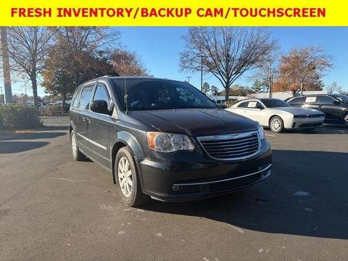 2014 Chrysler Town & Country Touring